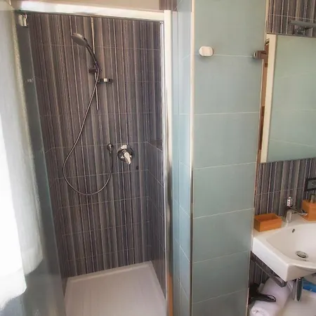 Carol Bed and Breakfast 4*