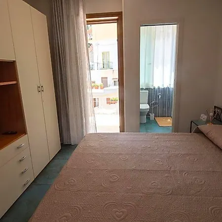 Carol Bed & Breakfast 4*